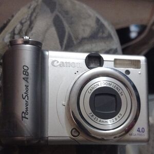 Canon PowerShot A 80 Digital Camera
